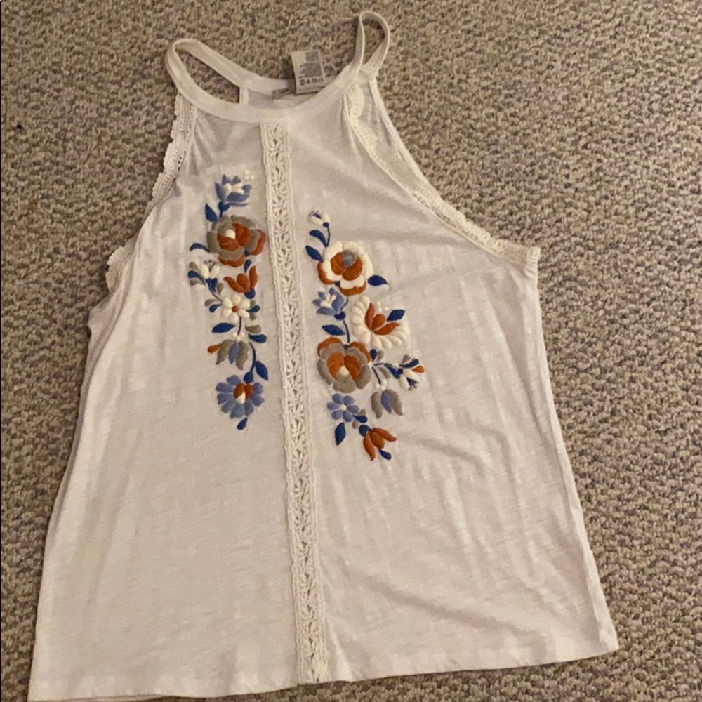Flowy tank